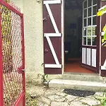 Charmante Ancienne Maison Garde-barriere Oise 25min Roissy